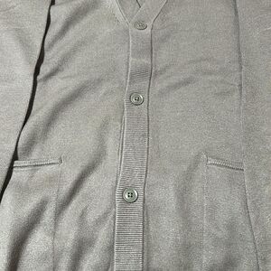 Elegant Gray Women's Cardigan
